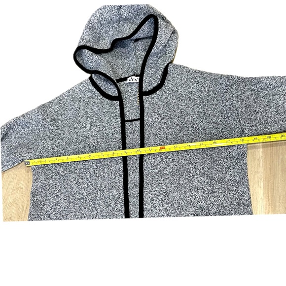 Sz.M/L-NWOT- DEX- Hooded Open Cardigan Grey w/Black Trim. - Picture 3 of 10